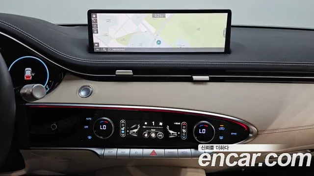 Genesis GV70 2.5T Бензин AWD — Фото автомобиля 12