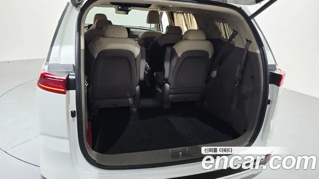 Kia Canival Carnival 4 поколение Бензин 9 мест Hi-Limousine — Фото автомобиля 18