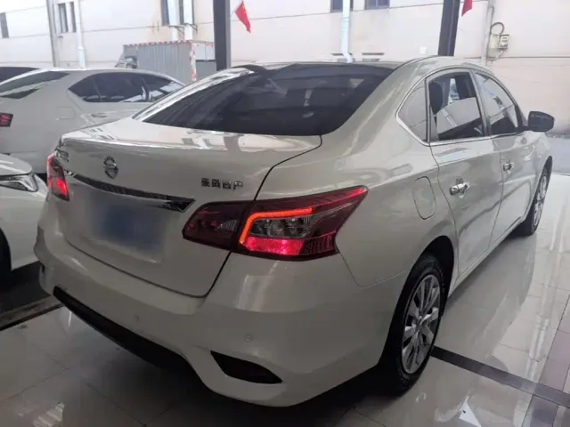 Nissan Sylphy — Фото автомобиля 6
