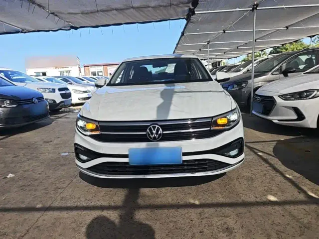 Volkswagen Bora — Фото автомобиля 2