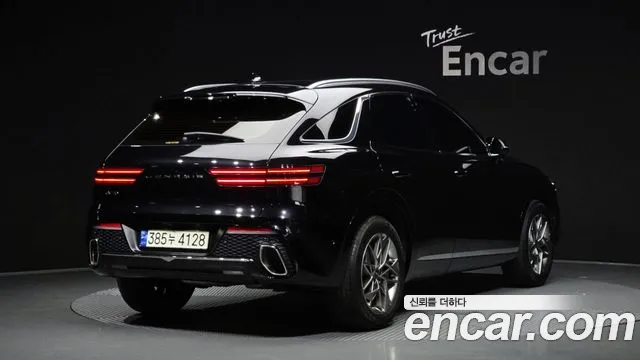 Фотография автомобиля — Genesis GV70