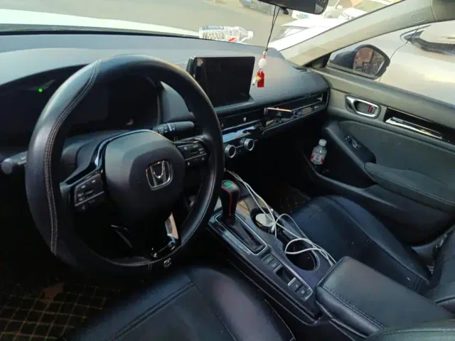 Honda Civic — Фото автомобиля 12