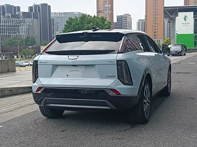Cadillac Optiq — Фото автомобиля 8