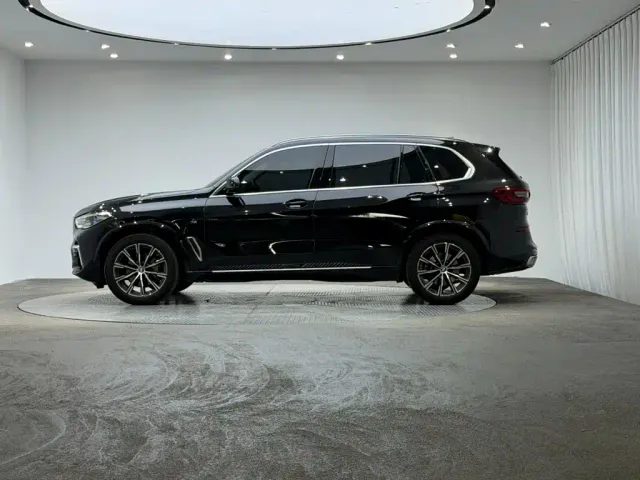 BMW X5 — Фото автомобиля 8
