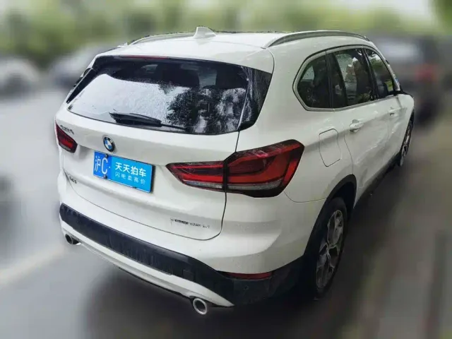 BMW X1 — Фото автомобиля 2