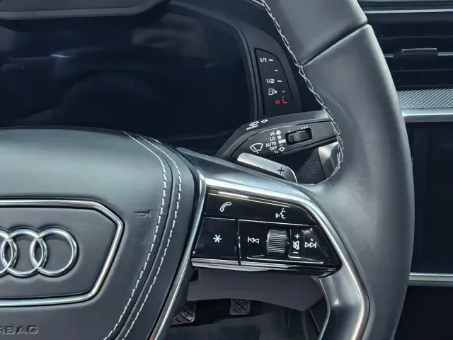 Audi A7L — Фото автомобиля 11