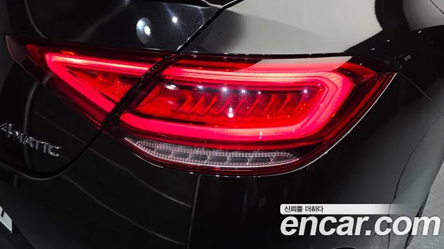 Mercedes-Benz CLS-Class — Фото автомобиля 23