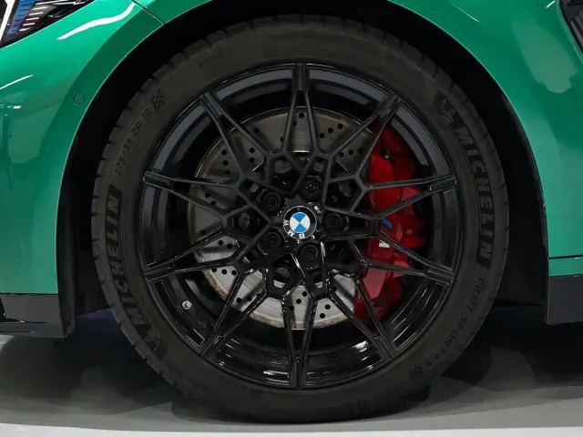 BMW M4 — Фото автомобиля 7