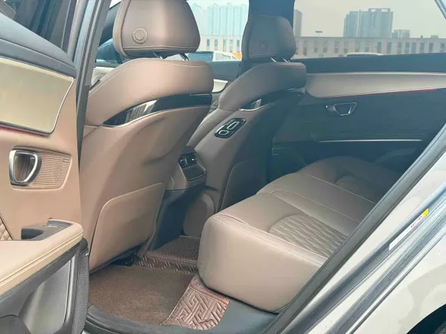 BYD Han — Фото автомобиля 8