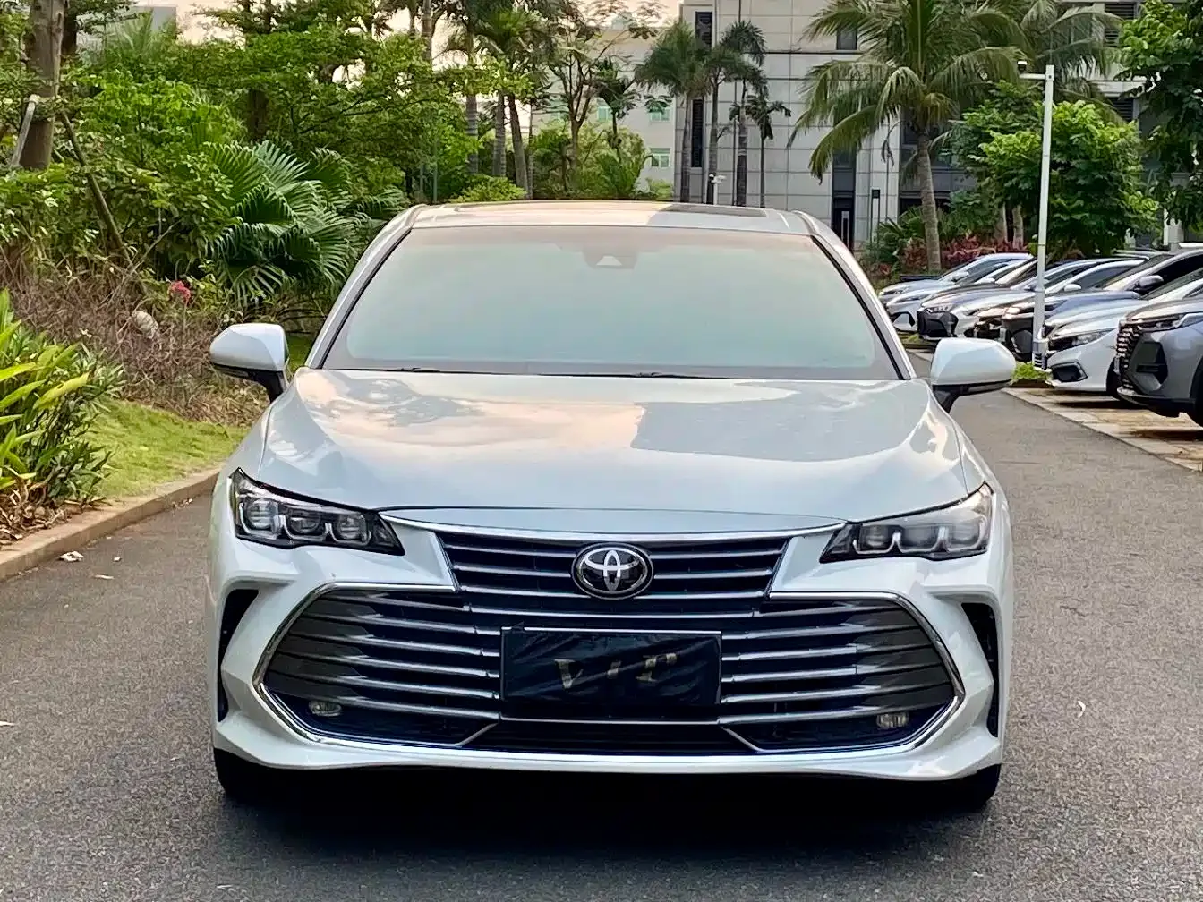 Toyota Avalon 2019 2.0L Progressive Edition (China VI) — Фото автомобиля 2