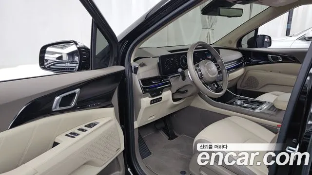 Kia Carnival — Фото автомобиля 15