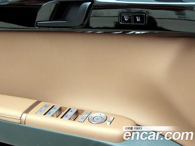 Hyundai Grandeur GN7 — Фото автомобиля 12