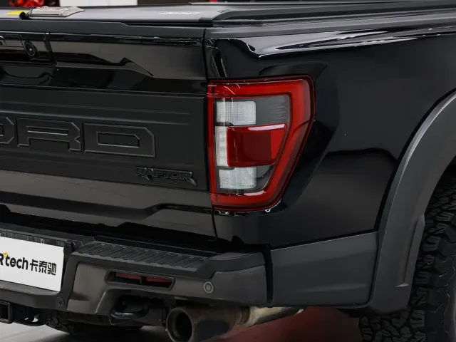 Ford F-150 Raptor — Фото автомобиля 9