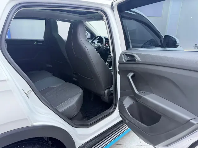 Volkswagen T-Cross — Фото автомобиля 19