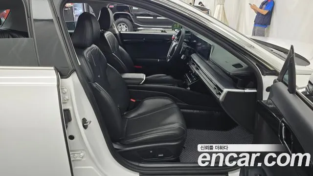 Hyundai Grandeur GN7 — Фото автомобиля 10