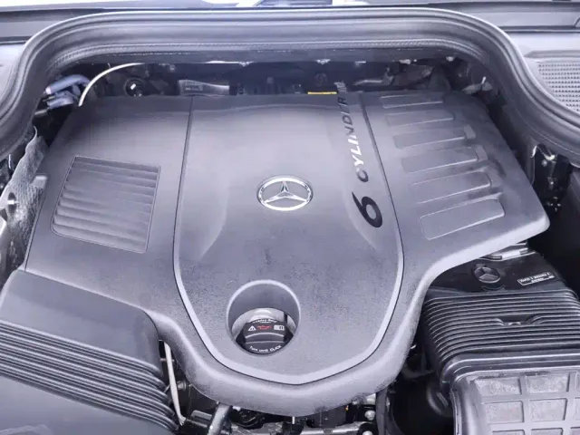 Mercedes-Benz GLE-Class — Фото автомобиля 24