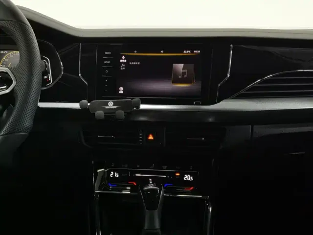Volkswagen Passat — Фото автомобиля 12