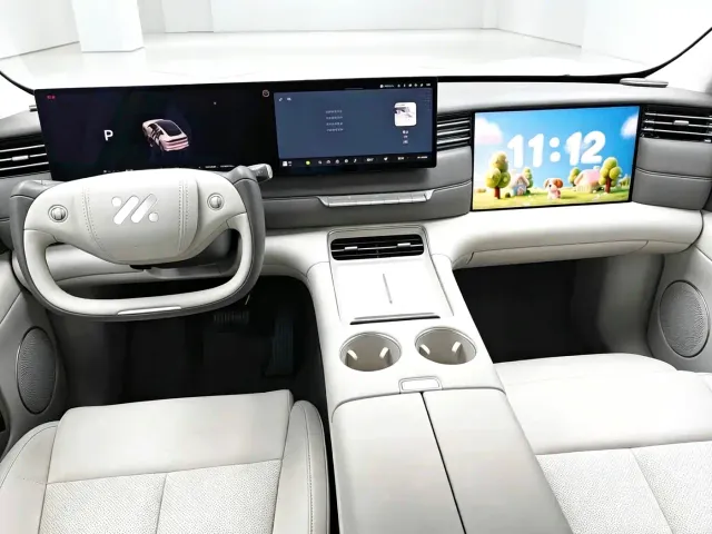 IM Motors LS6 — Фото автомобиля 7