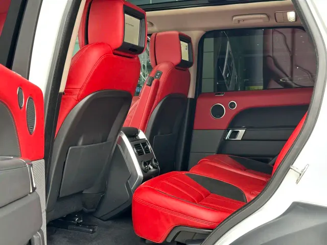 Land Rover Range Rover Sport — Фото автомобиля 8
