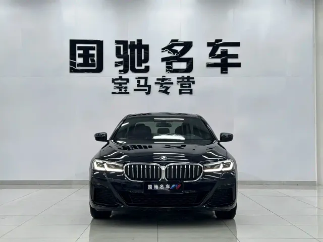 BMW 5 Series — Фото автомобиля 2
