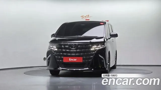 Toyota Alphard — Фото автомобиля 3