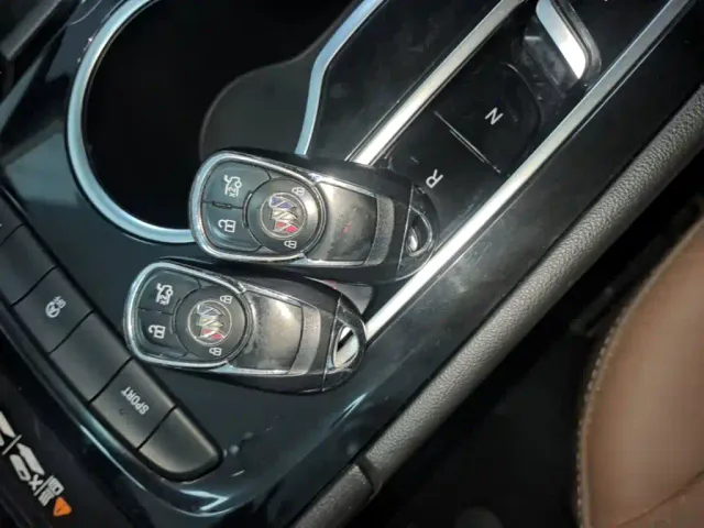 Buick Regal — Фото автомобиля 8