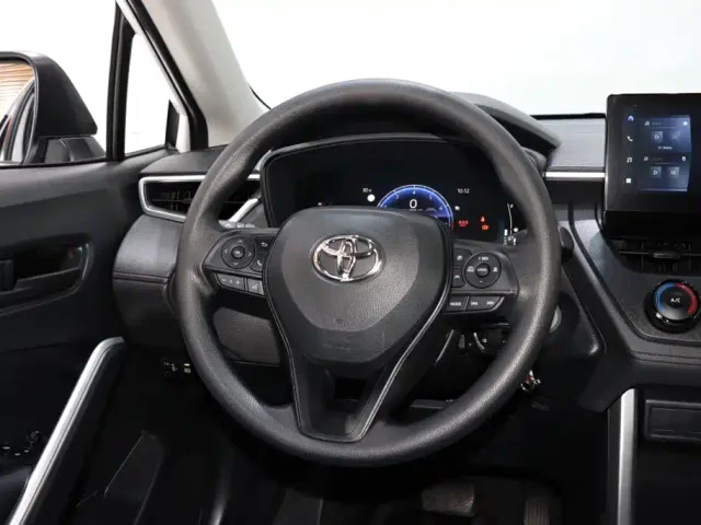 Toyota Corolla Cross — Фото автомобиля 12
