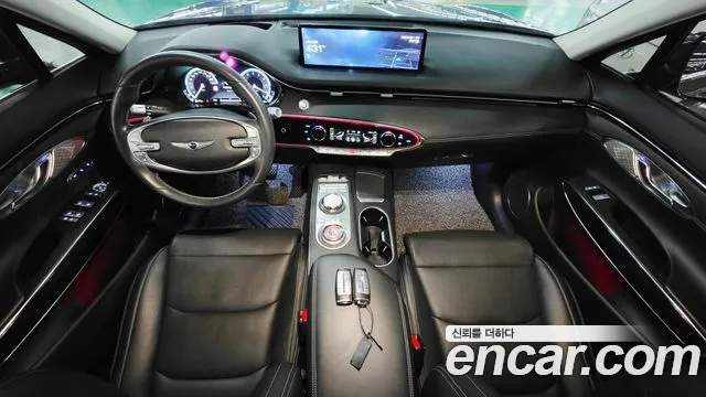 Genesis GV70 — Фото автомобиля 8