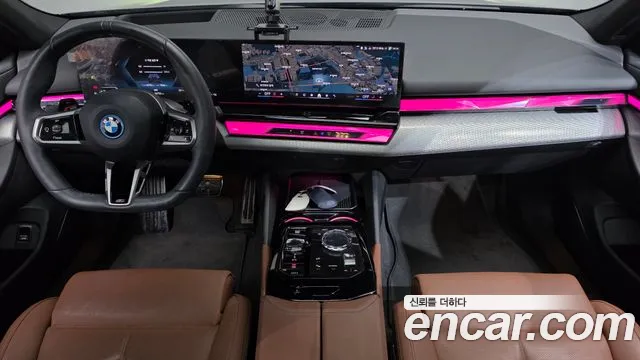 BMW 5 Series G60 — Фото автомобиля 9