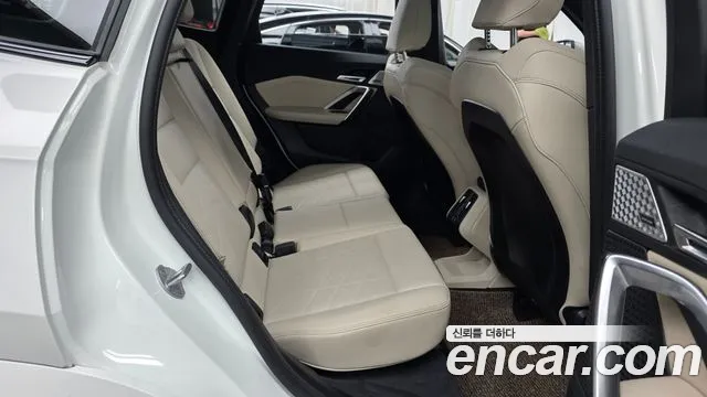BMW X1 U11 — Фото автомобиля 12