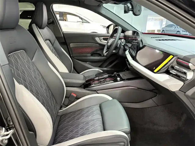 Audi A5L — Фото автомобиля 11