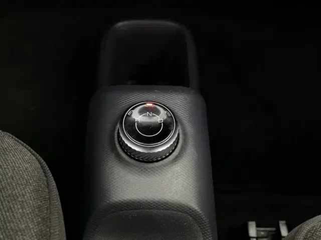 Wuling Zhiguang NEV — Фото автомобиля 13