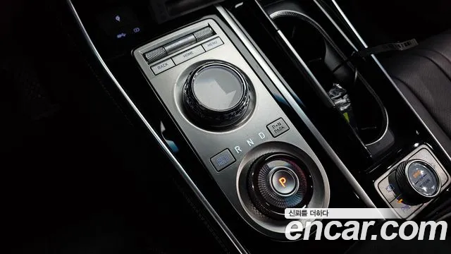 Genesis GV80 2.5T Бензин AWD — Фото автомобиля 9