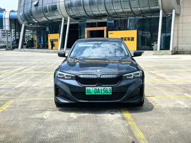 BMW i3 — Фото автомобиля 2