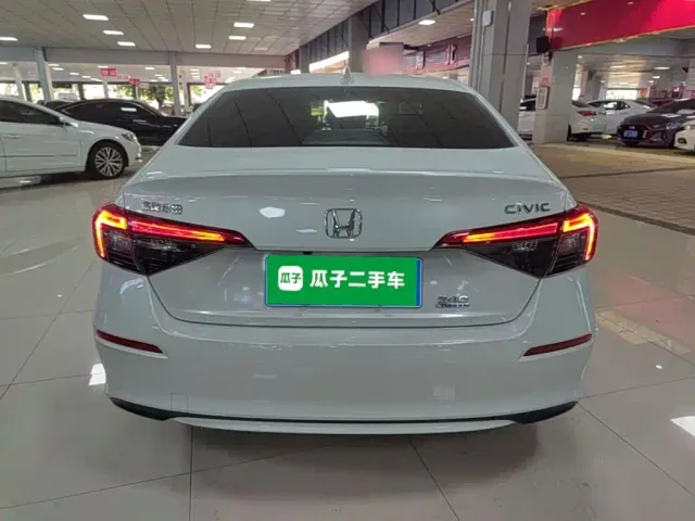 Honda Civic — Фото автомобиля 5