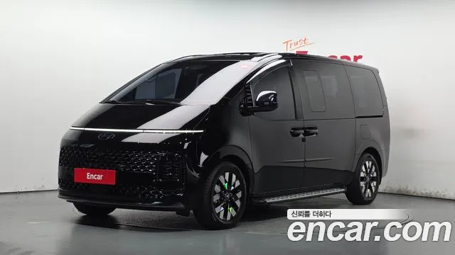 Фотография автомобиля — Hyundai Staria