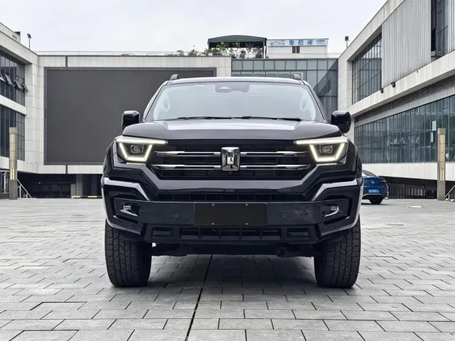 Tank Tank 400 New Energy 2024 Hi4-T Off-Road Edition — Фото автомобиля 3