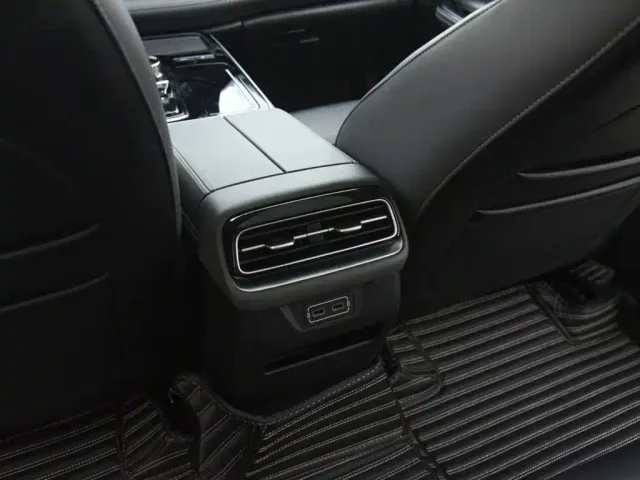 GAC Aion S Plus — Фото автомобиля 16