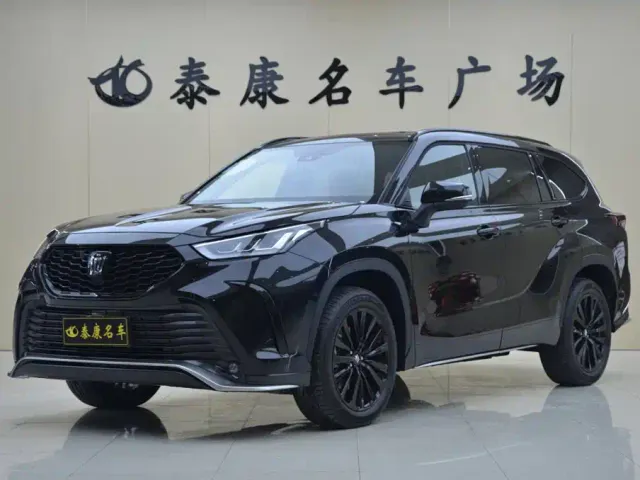 Фотография автомобиля — Toyota Crown Kluger