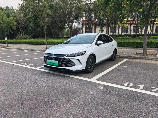 Фотография автомобиля — BYD Qin PLUS