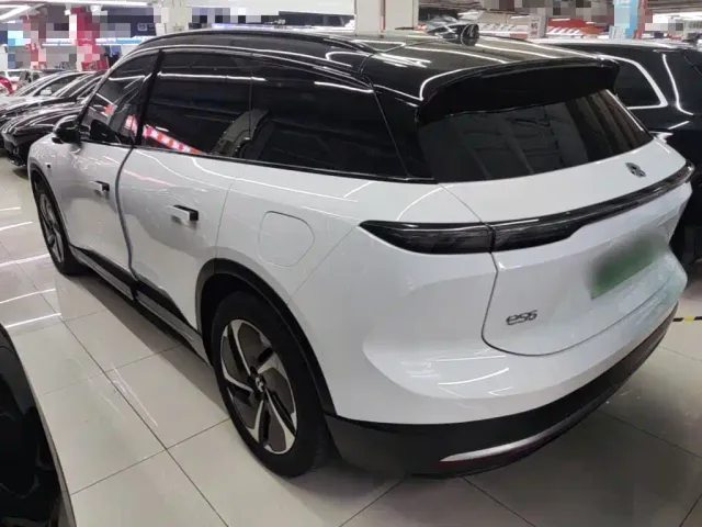 Nio ES6 — Фото автомобиля 4