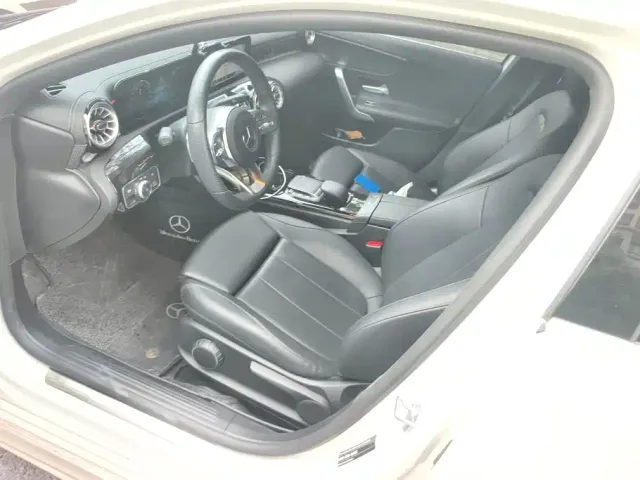 Mercedes-Benz A-Class — Фото автомобиля 8
