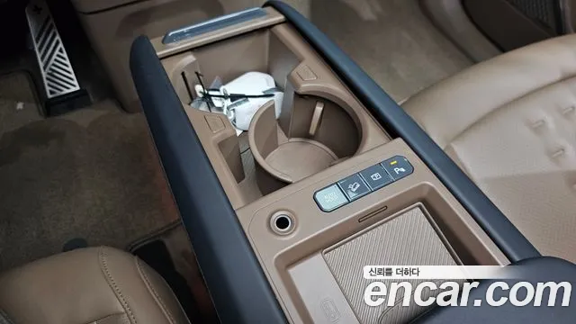 Kia EV9 — Фото автомобиля 29