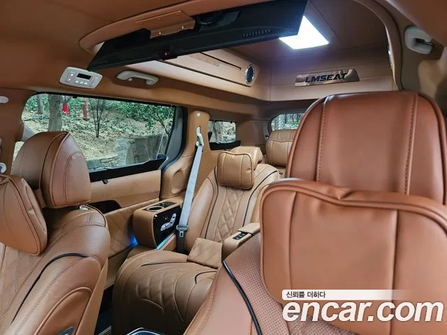 Kia Carnival Generation 4 — Фото автомобиля 12