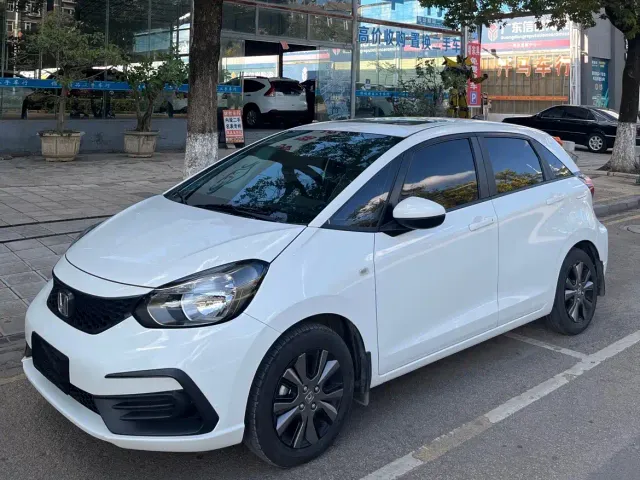 Фотография автомобиля — Honda Fit