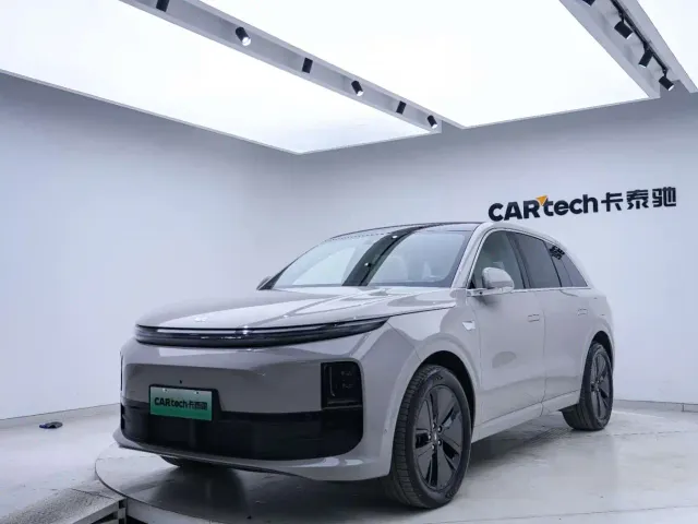 Li Auto L6 — Фото автомобиля 8