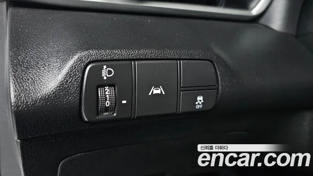 Hyundai AVANTE Avante (CN7) — Фото автомобиля 12