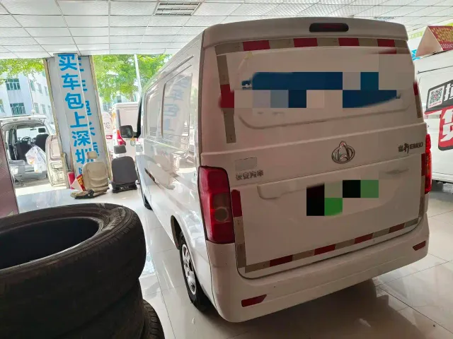 Changan Ruixing EM60 — Фото автомобиля 2