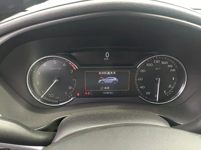 Cadillac XT4 — Фото автомобиля 11