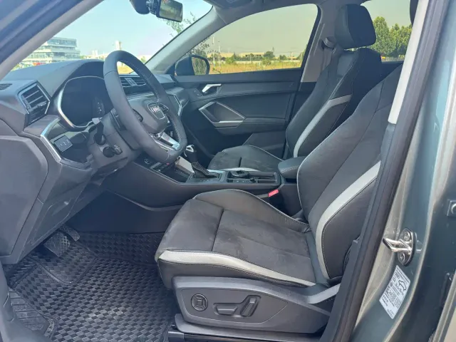 Audi Q3 — Фото автомобиля 5
